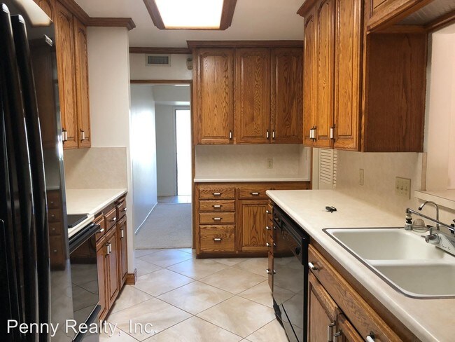 Building Photo - 3 br, 2 bath House - 351 Cascade Road