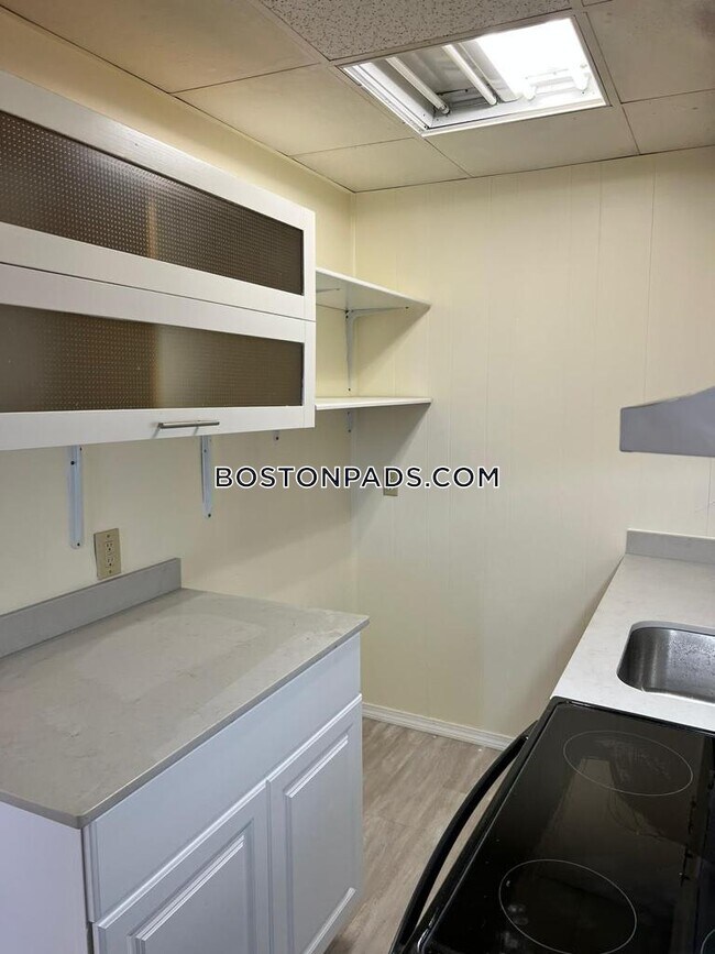 Foto del edificio - 67 Webster Ct