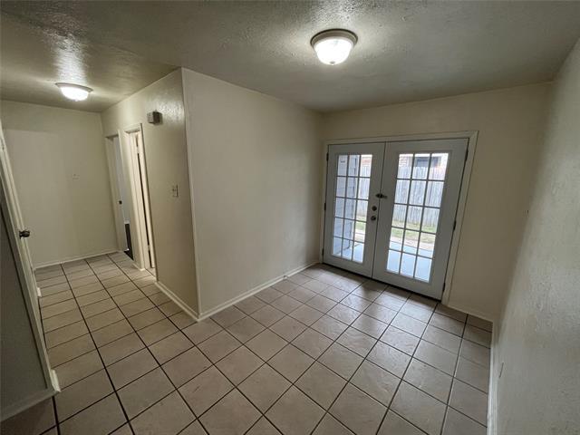 Building Photo - 628 Woodhaven Pl