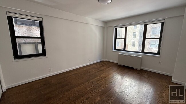 Foto del edificio - EAST 56 STREET