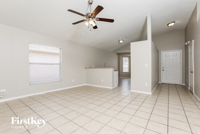 Building Photo - 6572 Viewpoint Ct