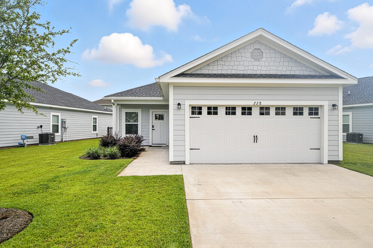 Foto principal - 228 Speckled Trout Ln N