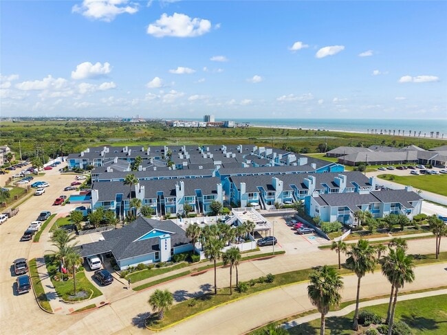 Building Photo - 3506 Cove View Blvd