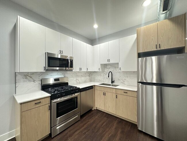 Foto del edificio - 2149 W Wilson Ave