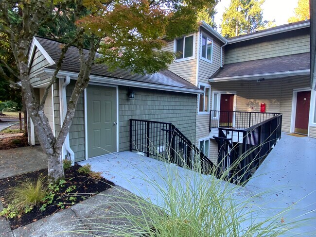 Foto del edificio - 5000 NW Village Park Dr