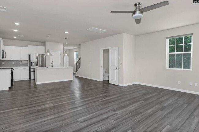 Building Photo - 401 Bosque Cir