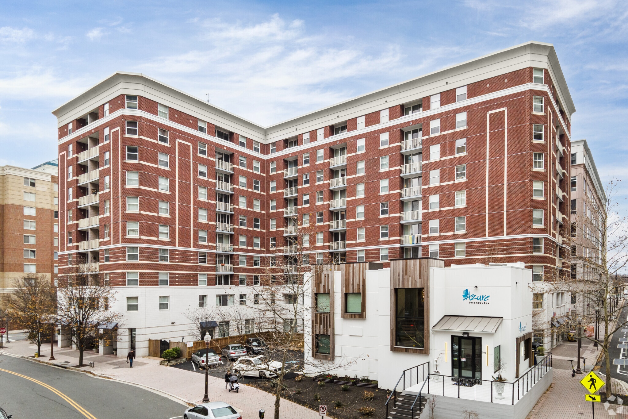 Ballston 880 Condominium