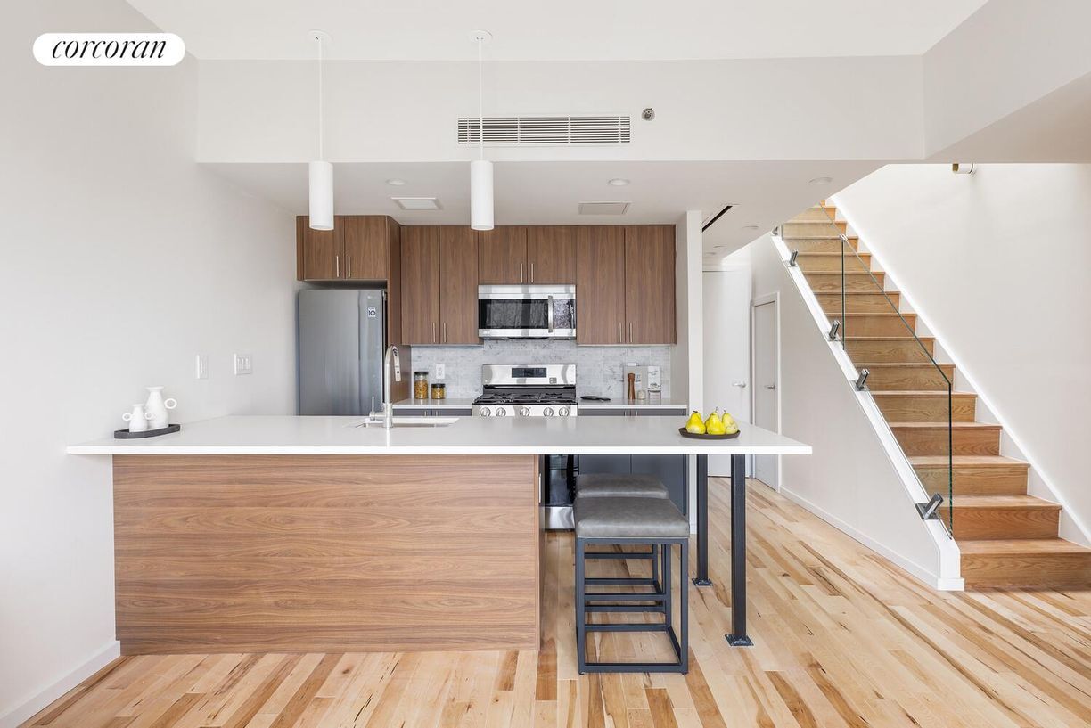 Foto principal - 1064 Hancock St