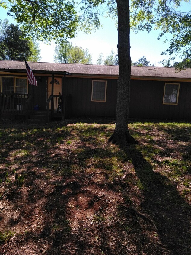 Primary Photo - 30 Bailey Way