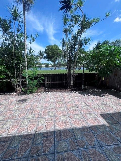 Building Photo - 6713 SW 112th Ct