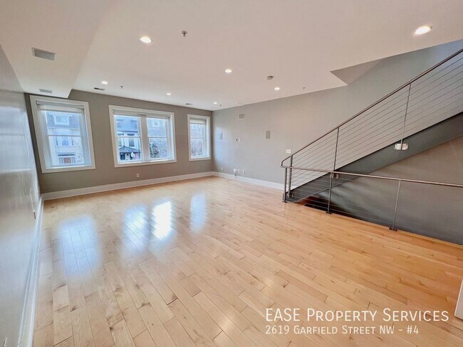 Foto del edificio - 2619 Garfield St NW
