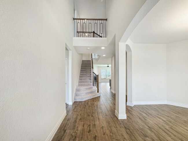 Building Photo - 12119 Cat Ballou