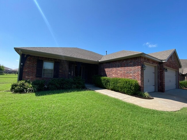 Foto del edificio - 3 bedroom, 2 bath in Coweta Schools!