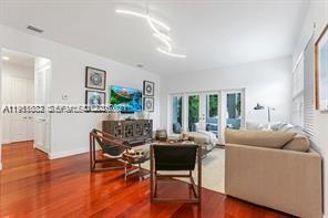 Foto del edificio - 502 Loretto Ave