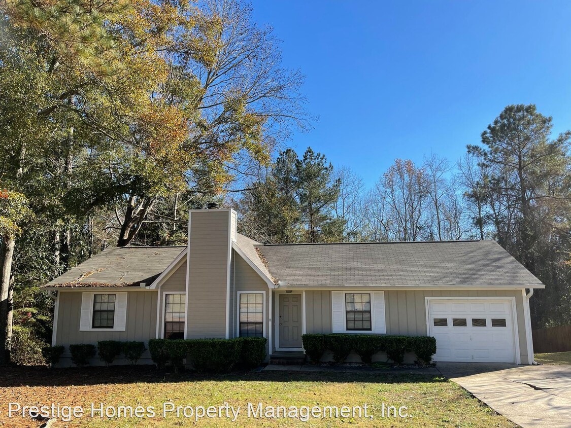 3 br, 2 bath House - 309 Antler Drive