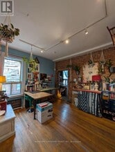 Building Photo - 271 Dunn Ave
