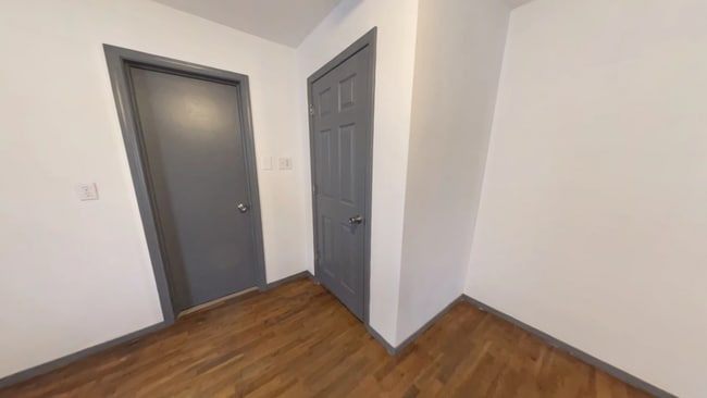 Building Photo - 507 Bellevue St