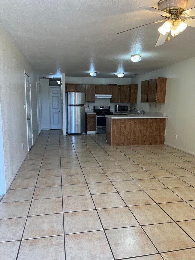 Foto del edificio - 6068 N Peak Cir
