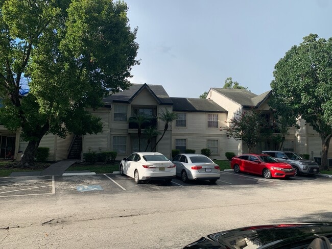 Photo - 1956 Lake Atriums Cir Townhome