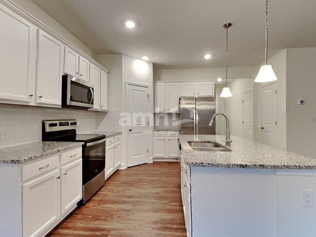 Foto del edificio - 112 Ashton Dr