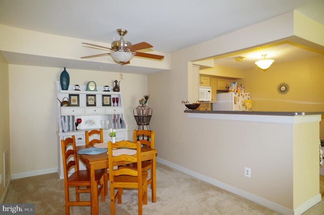 Building Photo - 12209 Fairfield House Dr