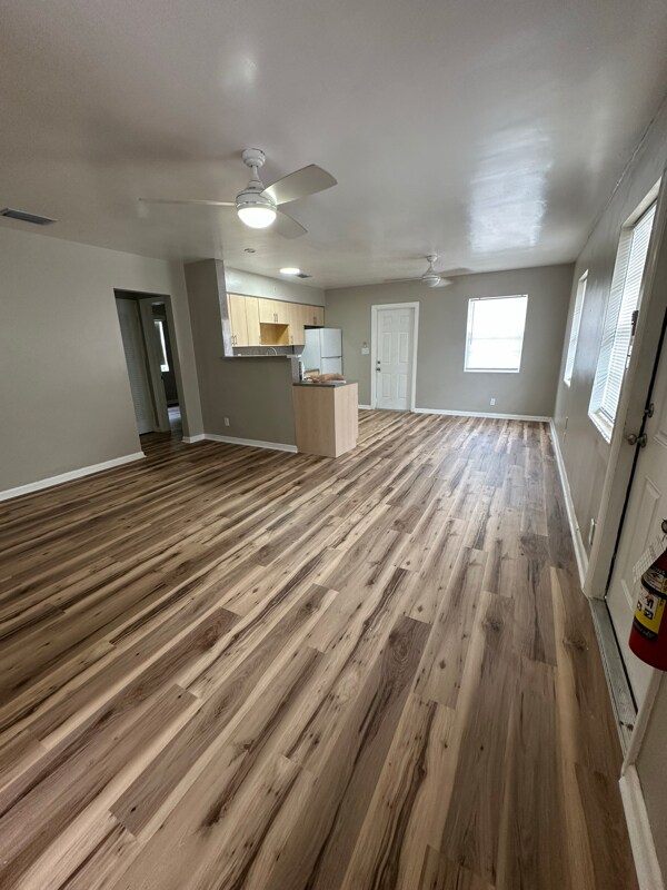 Foto del edificio - 160 E 27th St