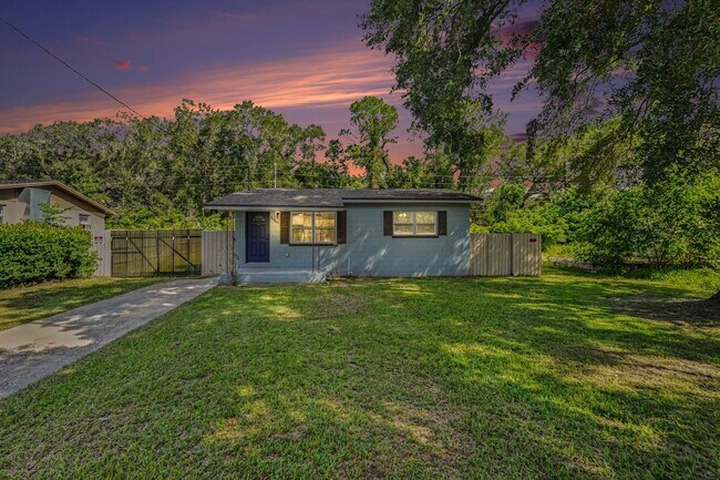 Foto del edificio - 20703 Mickens Dr