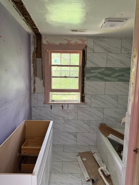 Building Photo - 6111 Hermitage Rd