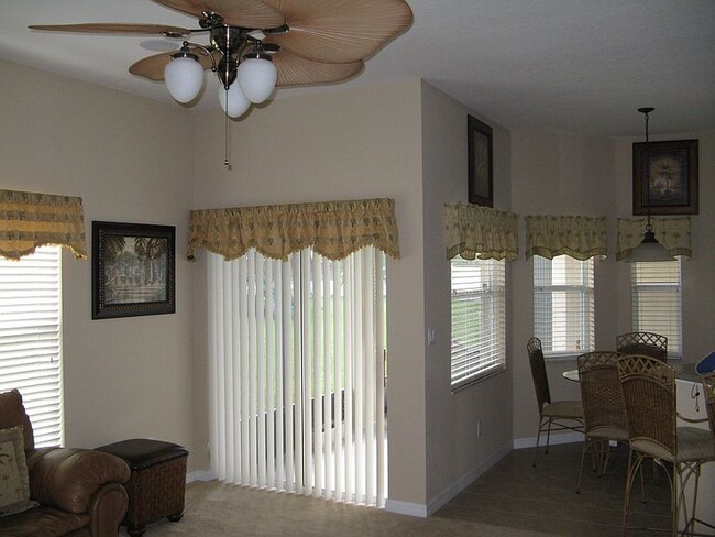 Building Photo - 2706 Patrician Cir