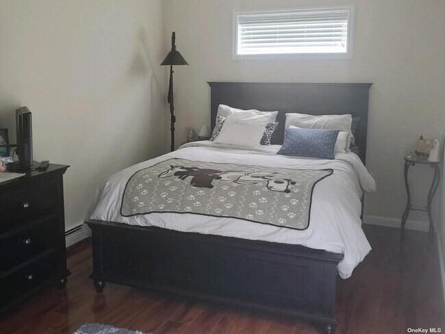 Building Photo - 160 Quebec Rd