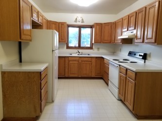 Kitchen - 627 4th Ave S