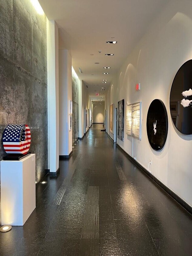 Foto del edificio - 888 Biscayne Blvd