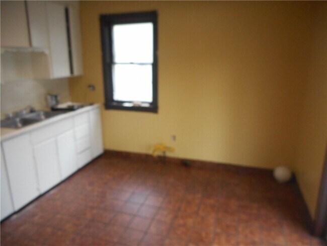 Foto del edificio - 613 Magee Ave
