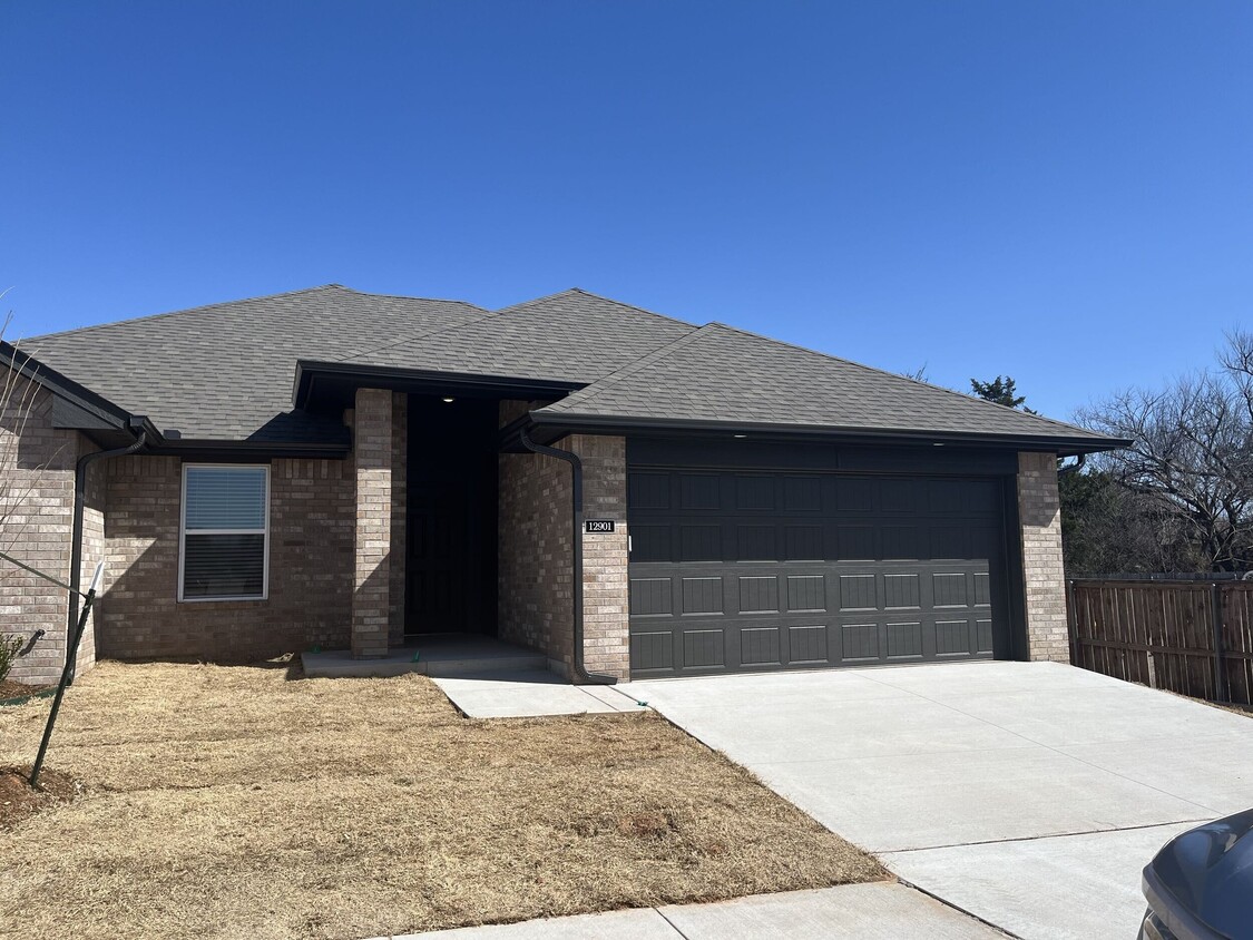 Photo - 601A Maleah Pl (Yukon, OK)