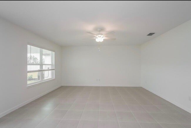 Building Photo - 2329 Scenic Hill Dr