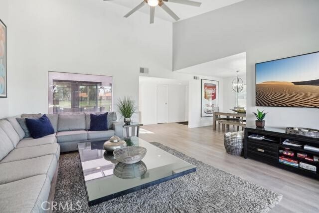 Foto del edificio - 10 Padron Way