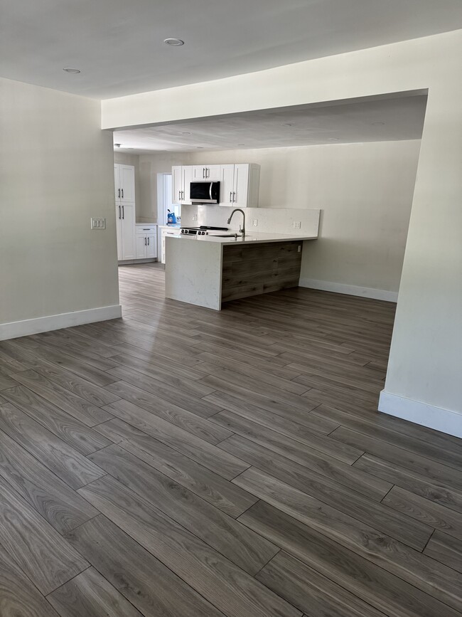 Foto del edificio - 1767 NW 93rd St