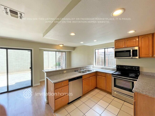 Building Photo - 217 Rolfe Dr