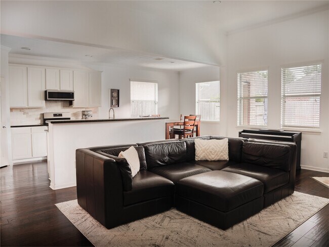 Foto del edificio - 24531 Via Salerno Ct