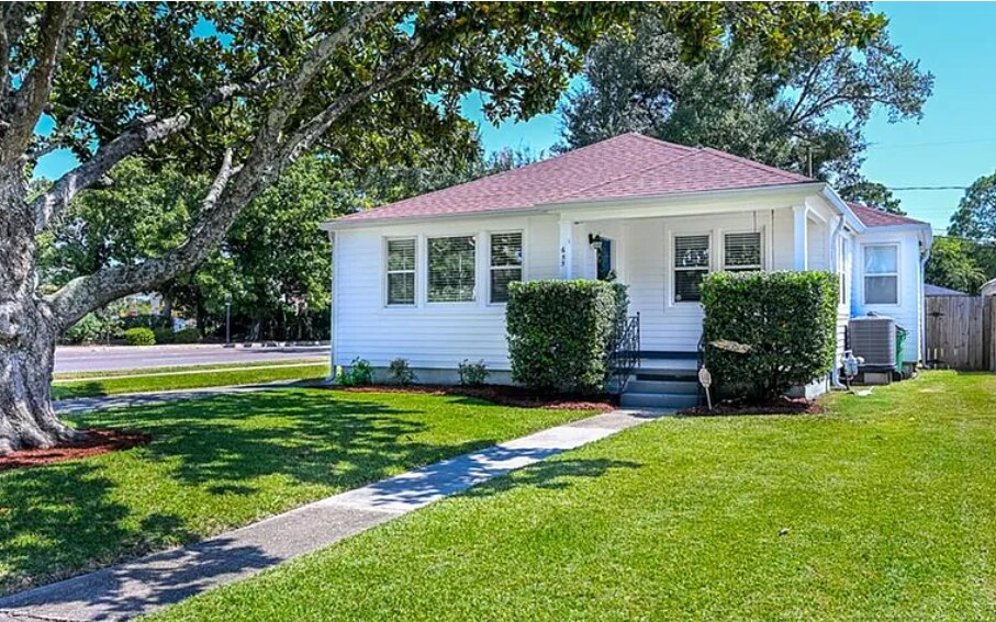 Foto principal - 655 Elmeer Ave