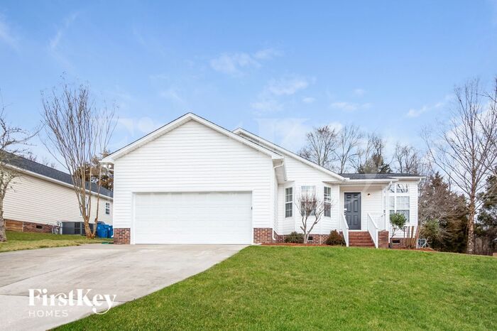 Foto principal - 998 Piney Church Rd