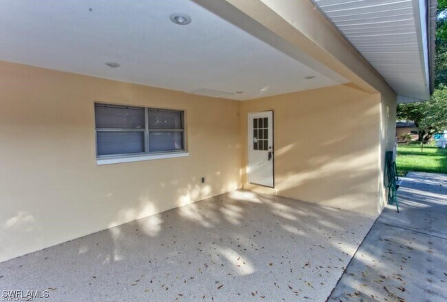 Foto del edificio - 13650 Caribbean Blvd