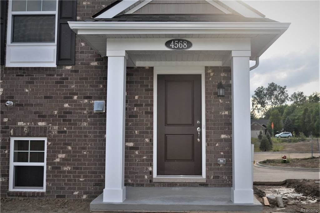 Foto principal - 4568 Bradley Dr