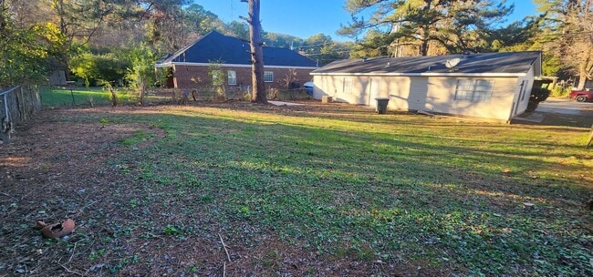 Foto del edificio - Single Family Home 3BR / 1BA