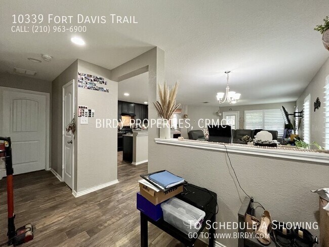 Foto del edificio - 10339 Fort Davis Trail