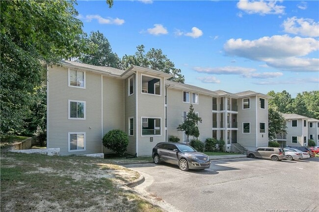 Building Photo - 2 Bedrooms 2 Bathrooms Condo