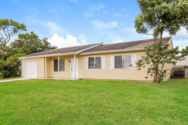 Foto del edificio - 2138 SE Rich St