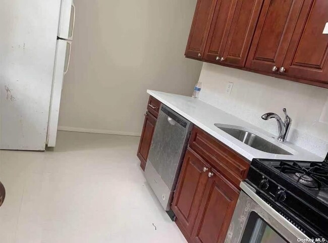 Foto del edificio - 41-33-41159 159th St