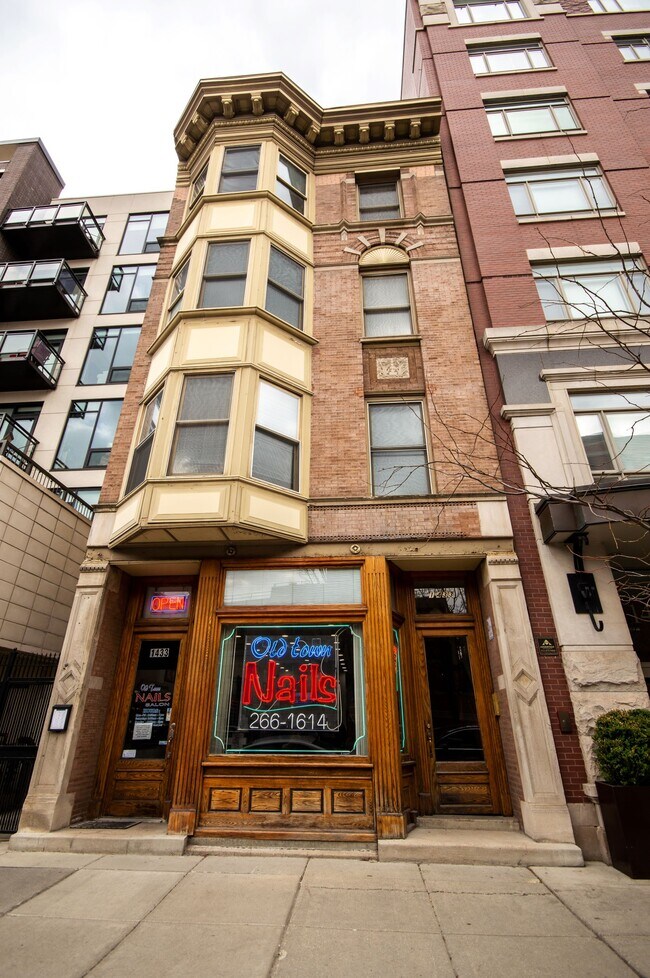 Foto del edificio - 1433 N Wells St