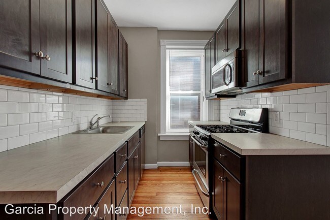 Building Photo - 4059-4061 Hartford St